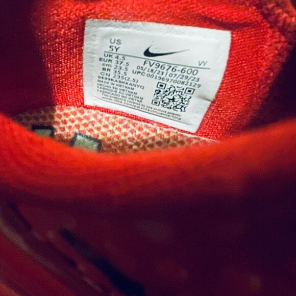 Nike Kobe 6 Reverse Grinch - 5 Youth FV9676-600 6.5-7.0 Womens size - Picture 8 of 16